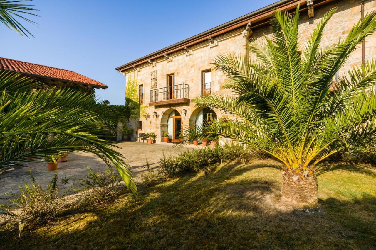 Hotel Palacio Garcia Quijano Corrales De Buelna Exterior foto